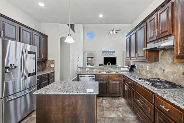 1725 Sagewood Drive, Desoto, TX 75115