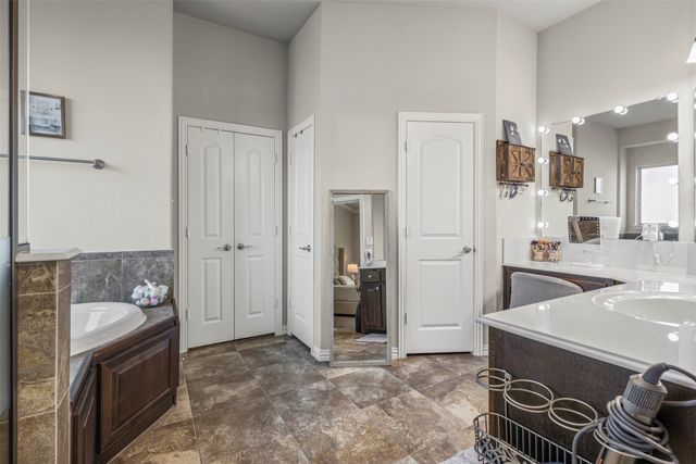 1725 Sagewood Drive, Desoto, TX 75115