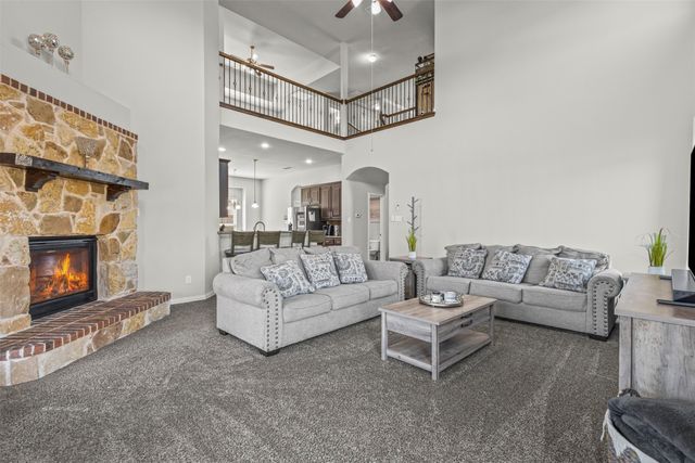 1725 Sagewood Drive, Desoto, TX 75115