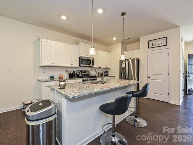 348 abington Street, Matthews, NC 28104