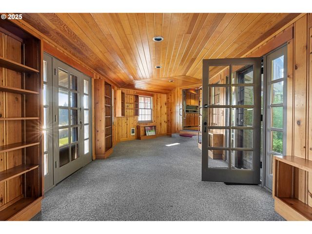 35960 Ne WILSONVILLE Rd, Newberg, OR 97132