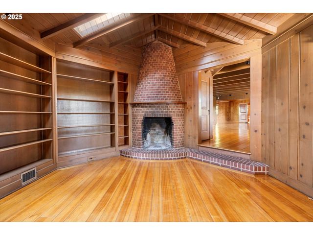 35960 Ne WILSONVILLE Rd, Newberg, OR 97132