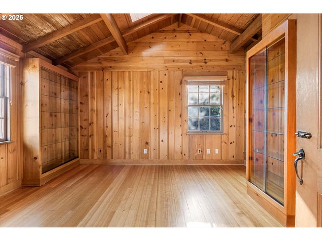 35960 Ne WILSONVILLE Rd, Newberg, OR 97132