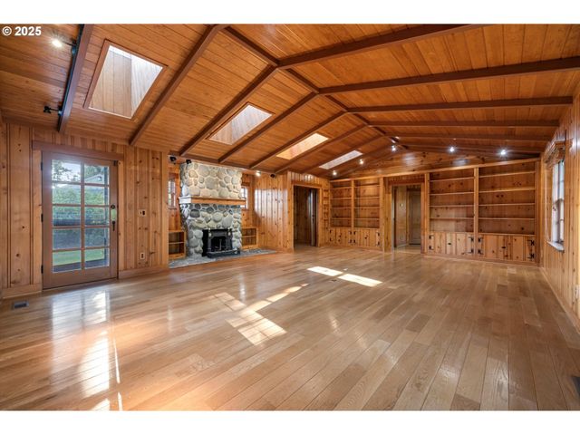 35960 Ne WILSONVILLE Rd, Newberg, OR 97132