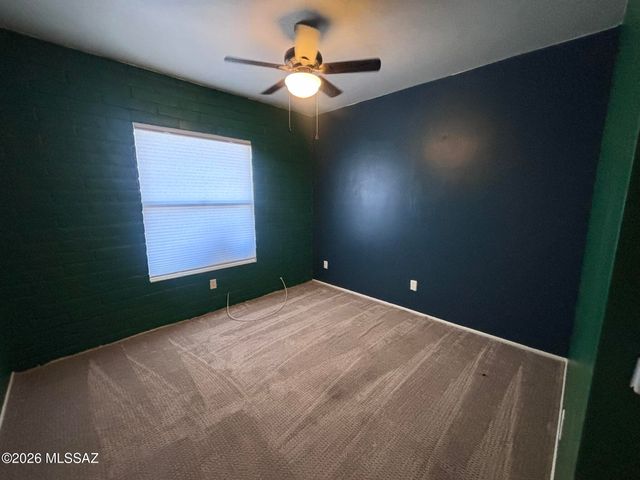 9042 E 5th Street, Tucson, AZ 85710