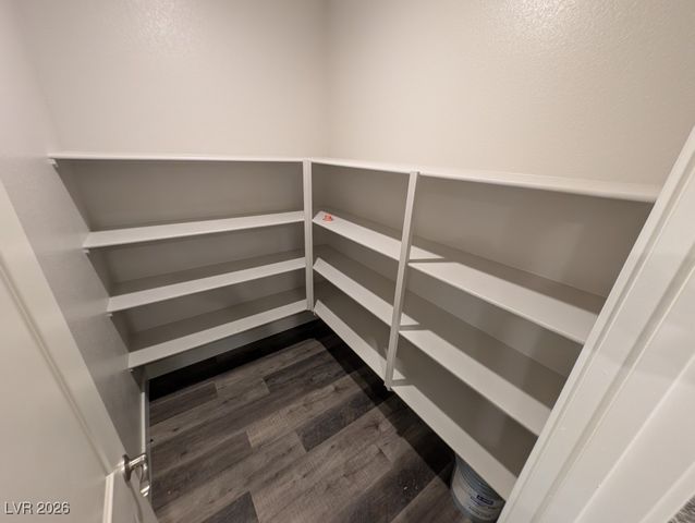 1039 Forest Falcon Drive, Henderson, NV 89011