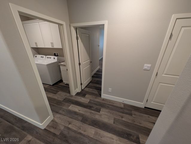 1039 Forest Falcon Drive, Henderson, NV 89011