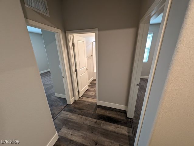 1039 Forest Falcon Drive, Henderson, NV 89011