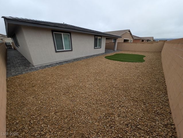 1039 Forest Falcon Drive, Henderson, NV 89011