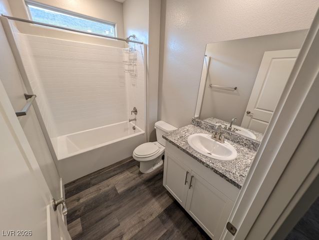 1039 Forest Falcon Drive, Henderson, NV 89011