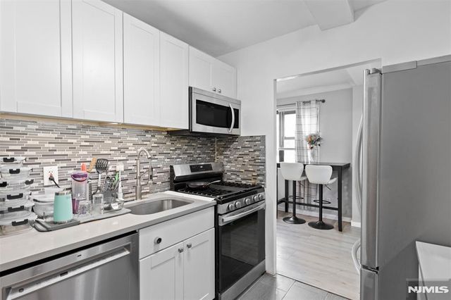 25 Grand Avenue 1E, Hackensack, NJ 07601