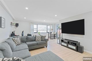 25 Grand Avenue 1E, Hackensack, NJ 07601