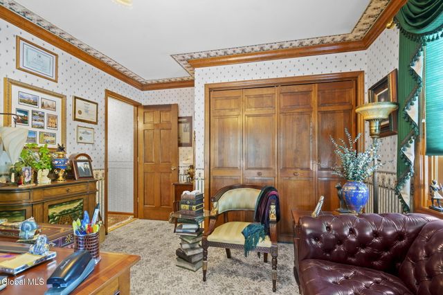 225 Long Meadow Lane, Rotterdam, NY 12306