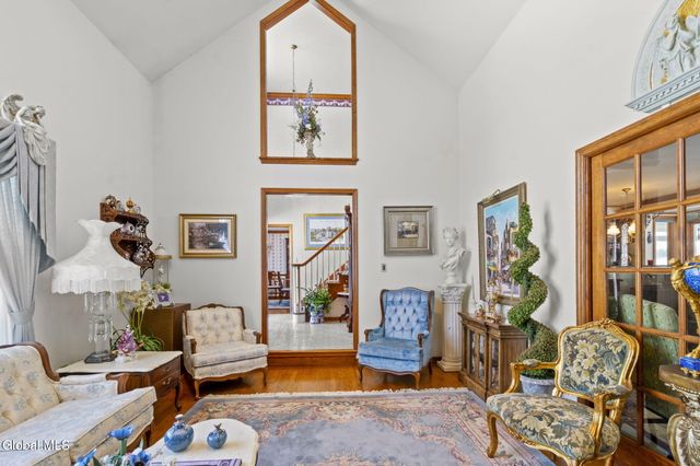 225 Long Meadow Lane, Rotterdam, NY 12306