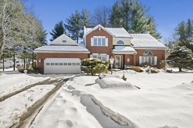 225 Long Meadow Lane, Rotterdam, NY 12306