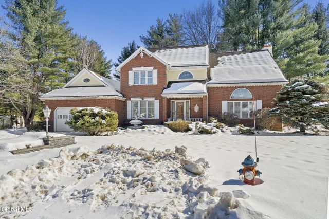 225 Long Meadow Lane, Rotterdam, NY 12306