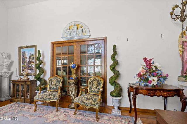 225 Long Meadow Lane, Rotterdam, NY 12306