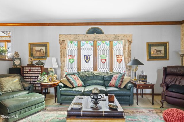 225 Long Meadow Lane, Rotterdam, NY 12306