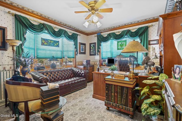 225 Long Meadow Lane, Rotterdam, NY 12306