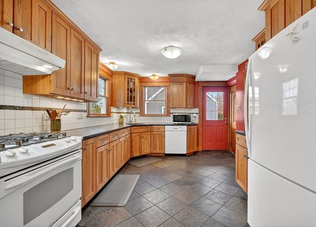 49 Pond Street, Westwood, MA 02090