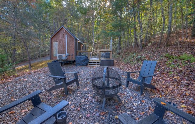32 Rollingwood Lane, Murphy, NC 28906
