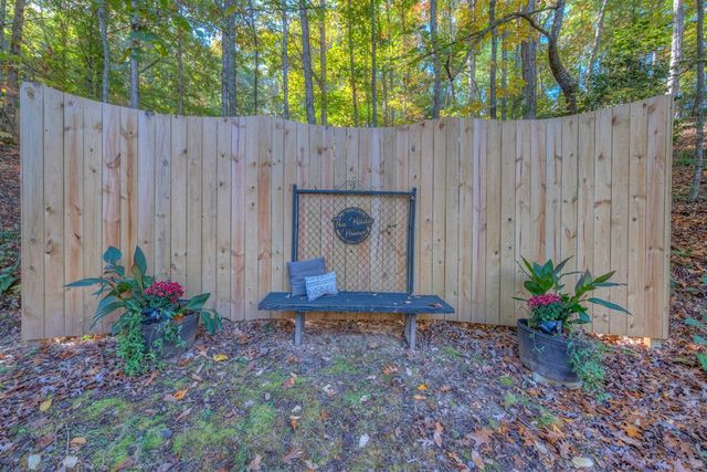 32 Rollingwood Lane, Murphy, NC 28906