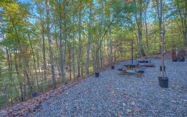 32 Rollingwood Lane, Murphy, NC 28906