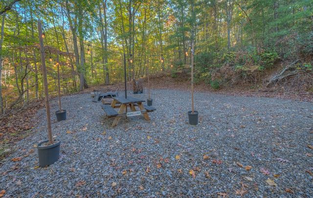 32 Rollingwood Lane, Murphy, NC 28906