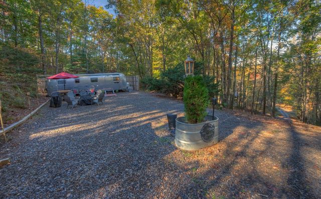 32 Rollingwood Lane, Murphy, NC 28906