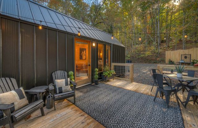 32 Rollingwood Lane, Murphy, NC 28906