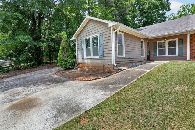 1929 Cooper Landing Drive SE, Smyrna, GA 30080