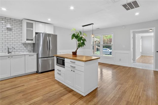 1929 Cooper Landing Drive SE, Smyrna, GA 30080