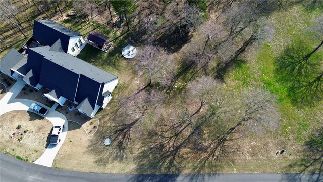 317 Cedar Creek Landing Lane, Mabank, TX 75143