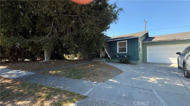 21211 Haston Place, Lakewood, CA 90715