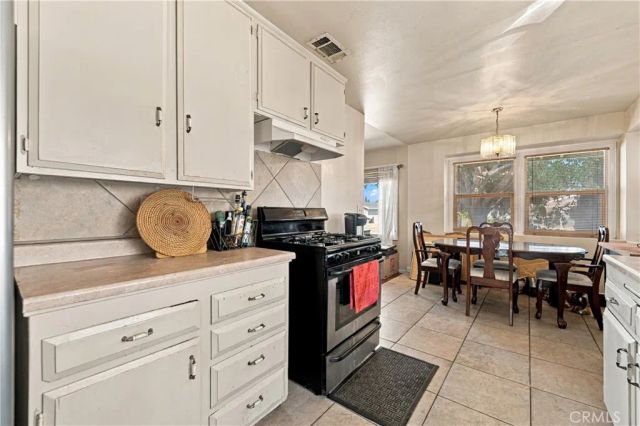 21211 Haston Place, Lakewood, CA 90715