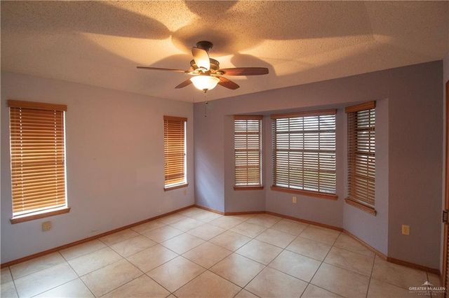2105 Point West Drive, Edinburg, TX 78539