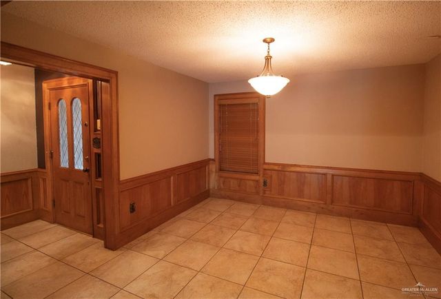 2105 Point West Drive, Edinburg, TX 78539