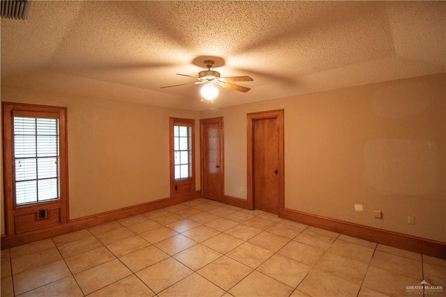 2105 Point West Drive, Edinburg, TX 78539