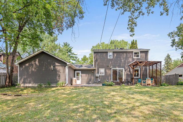 452 109th Avenue NW, Coon Rapids, MN 55448
