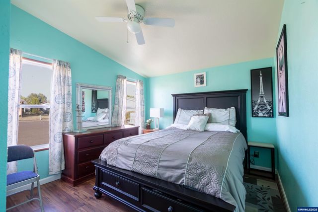 11105 Main St NE 6, Donald, OR 97020