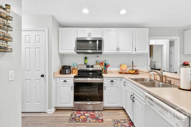 406 Roberts Way, Rincon, GA 31326