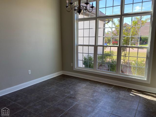 900 Gloucester Drive, Jonesboro, AR 72401