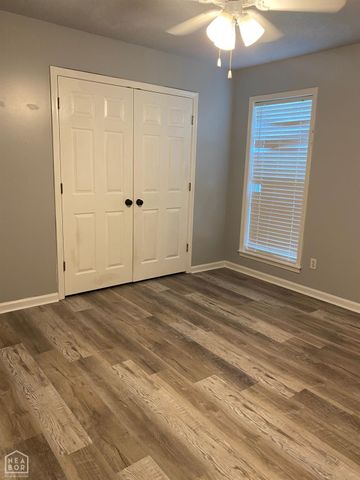 900 Gloucester Drive, Jonesboro, AR 72401