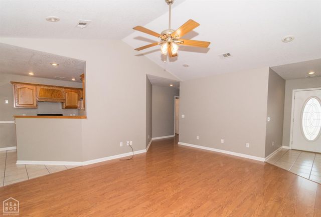 900 Gloucester Drive, Jonesboro, AR 72401