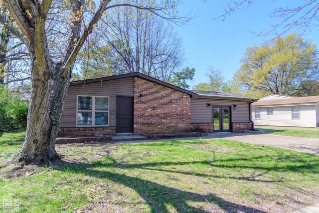 900 Gloucester Drive, Jonesboro, AR 72401