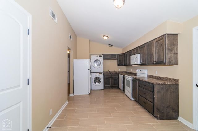 900 Gloucester Drive, Jonesboro, AR 72401