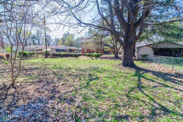 900 Gloucester Drive, Jonesboro, AR 72401