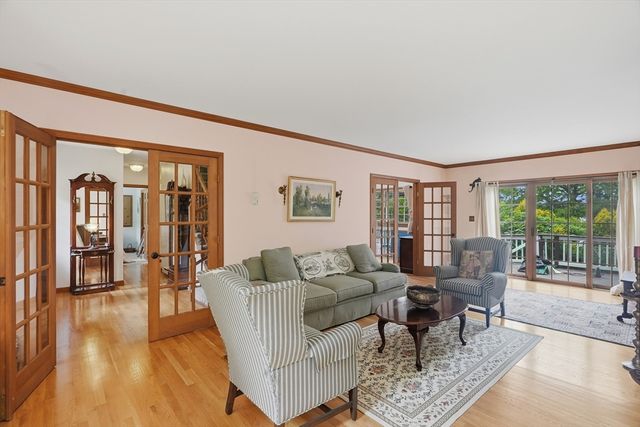 11 Jeffrey Lane, Freetown, MA 02702