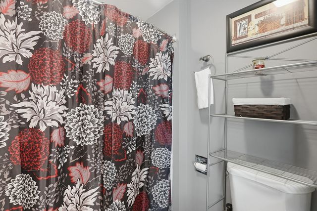 11 Jeffrey Lane, Freetown, MA 02702