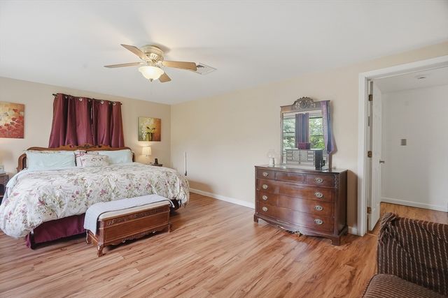 11 Jeffrey Lane, Freetown, MA 02702
